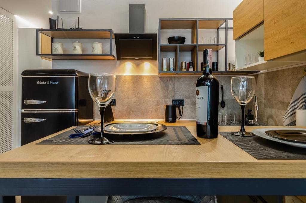 Modern Vip Smart. Appartement Kiev Buitenkant foto